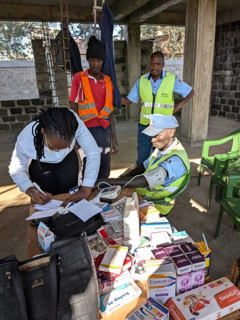 Medical-Camp-Among-Workers